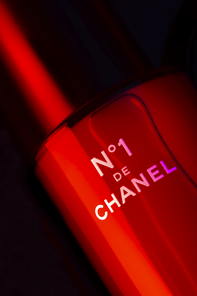 Celine-Andreassen_Chanel-Camelia_06_1